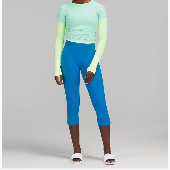 Lululemon Blue Fast and Free 21” Crop Size 6 - Picture 7 of 8